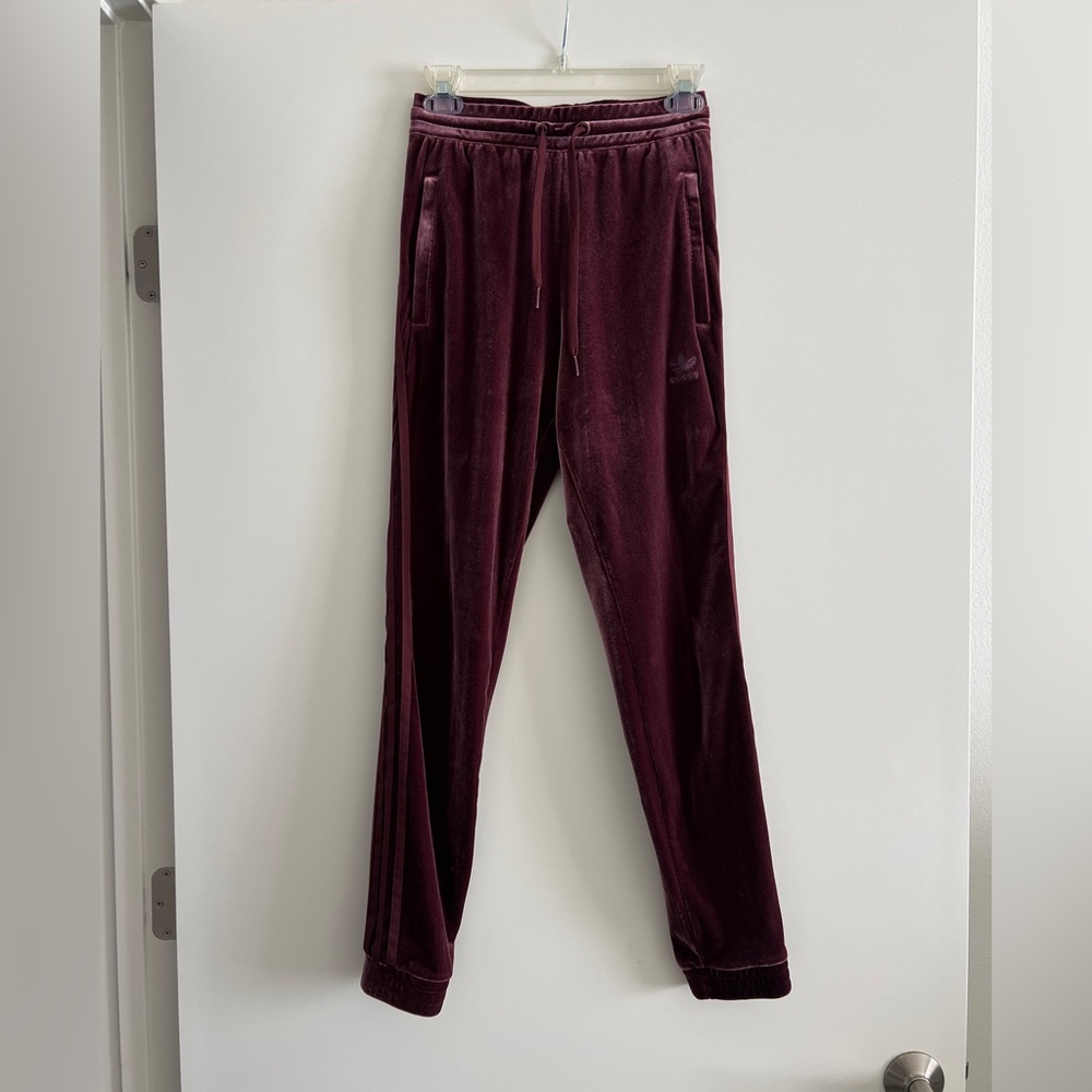 ADIDAS / BURGUNDY VELOUR SWEATPANT / SIZE S